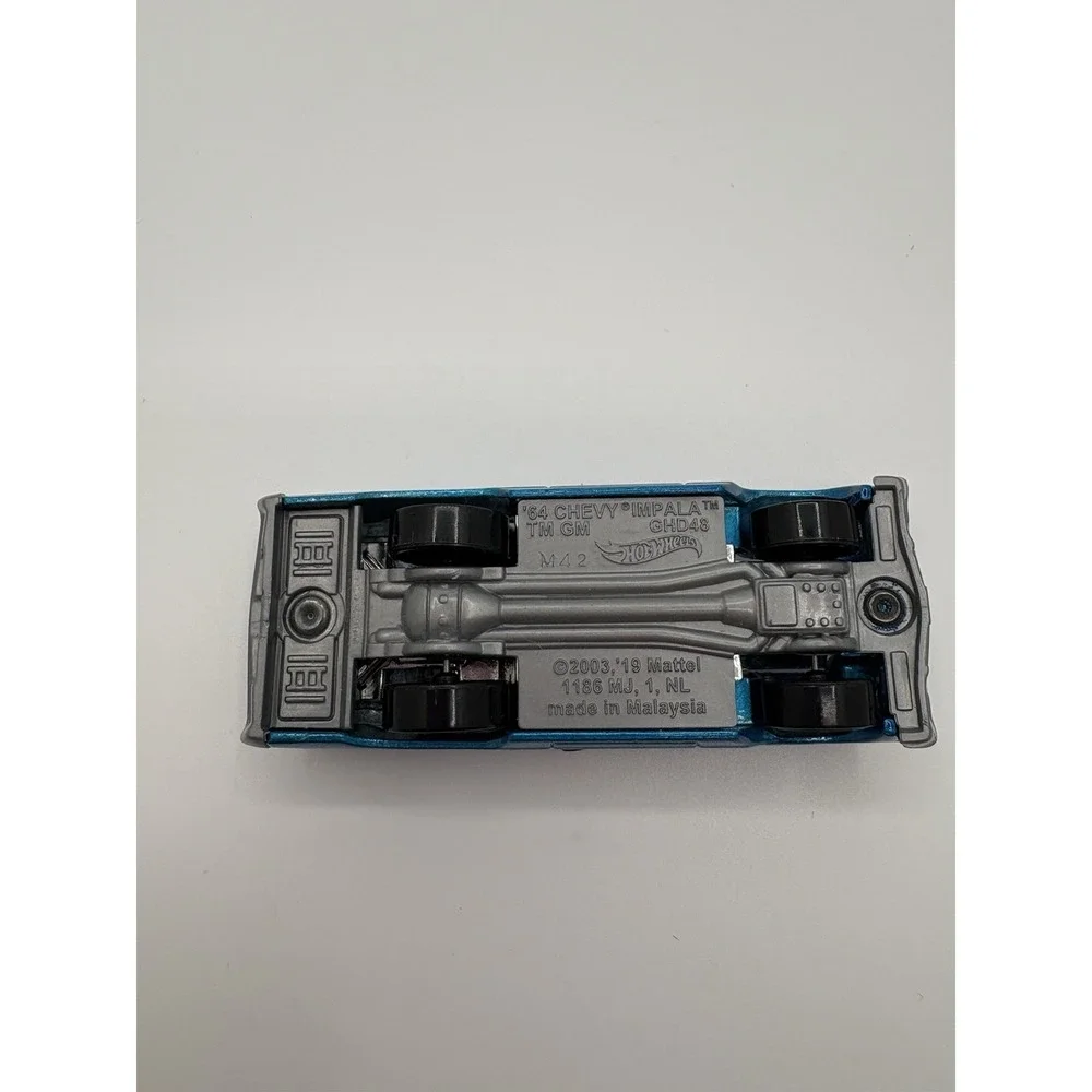 2003‎ Hot Wheels Tooned - '64 Chevy Impala Die-Cast Model (GHD48)